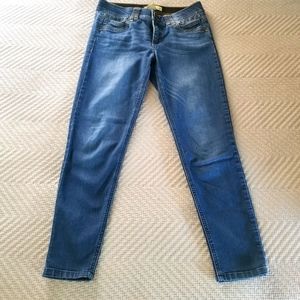 Women's ankle jeans